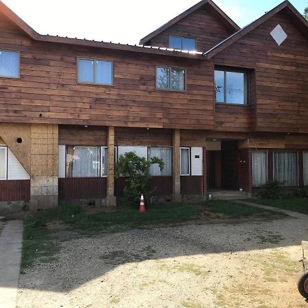 Hostal Entre Araucarias Temuco Esterno foto