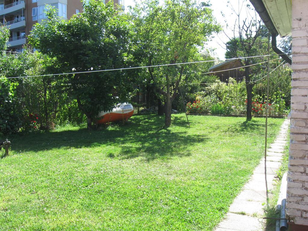 Hostal Entre Araucarias Temuco Esterno foto