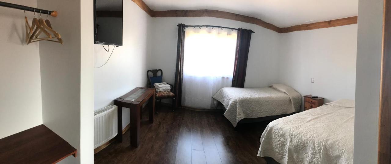 Hostal Entre Araucarias Temuco Esterno foto