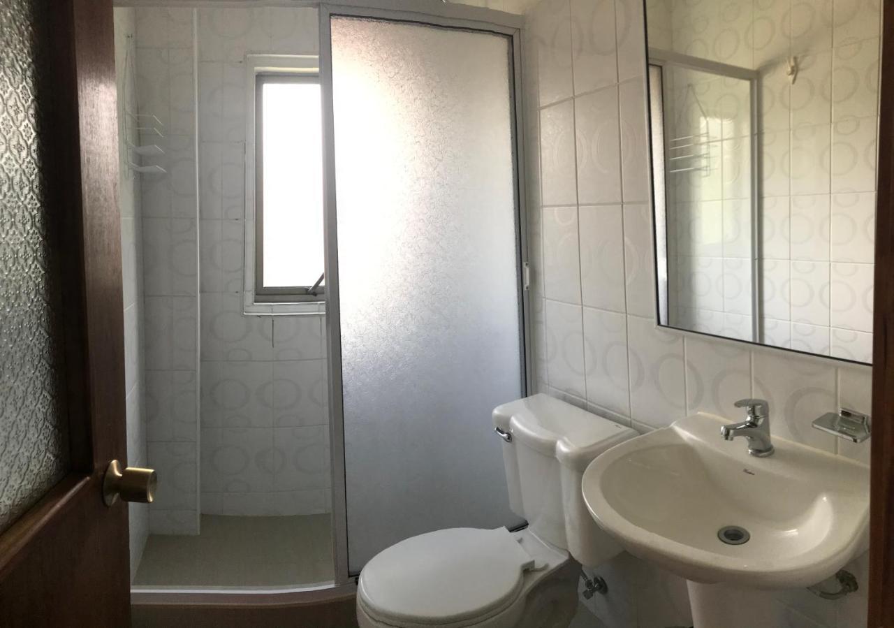 Hostal Entre Araucarias Temuco Esterno foto