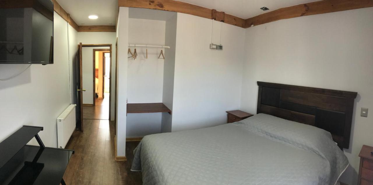 Hostal Entre Araucarias Temuco Esterno foto